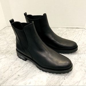 NEW Sam Edelman Waterproof Lug Sole Chelsea Boots